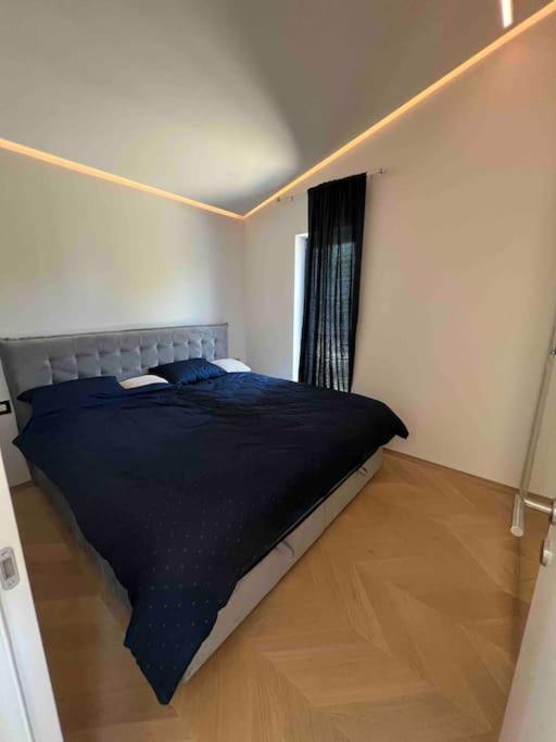 Sea View 2 Bedroom Apartment Portoroz Exterior photo