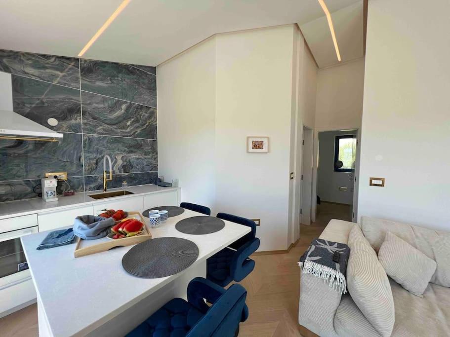Sea View 2 Bedroom Apartment Portoroz Exterior photo